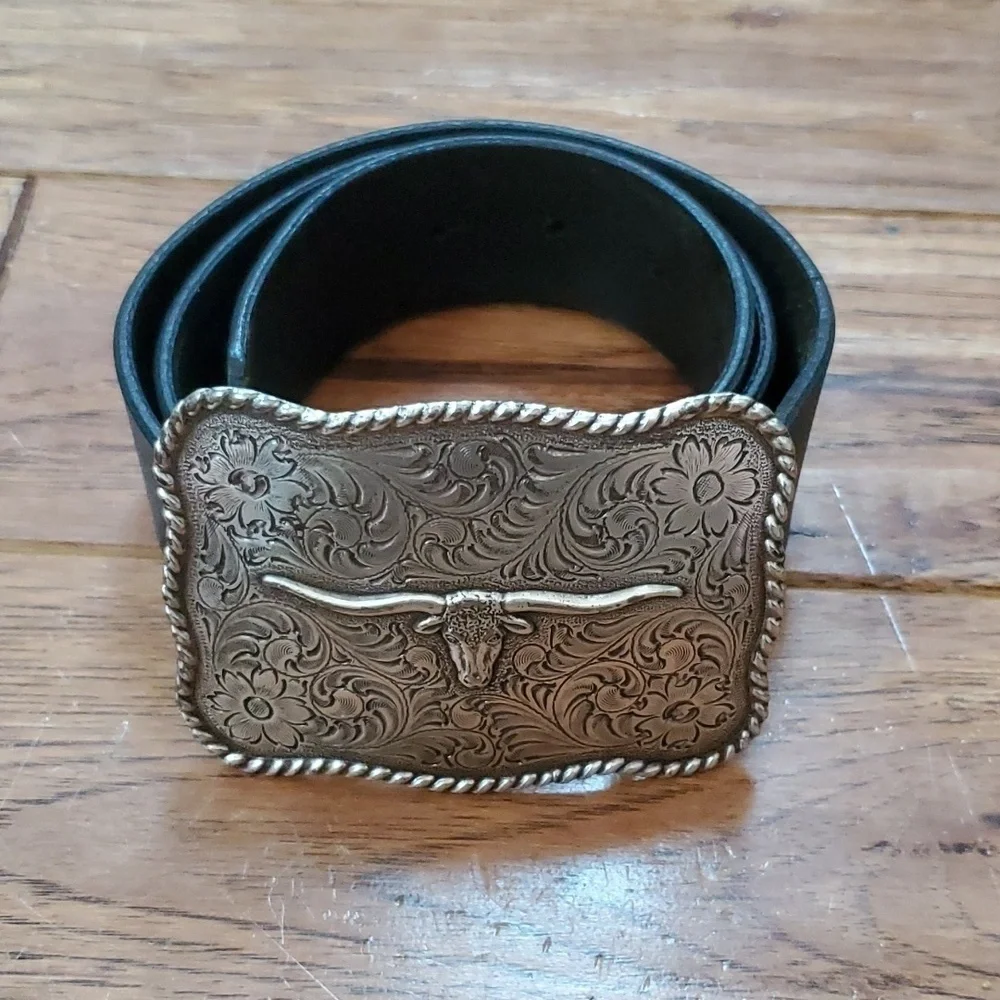 Nocona Longhorn Steer Levi's black leather belt and buckle
